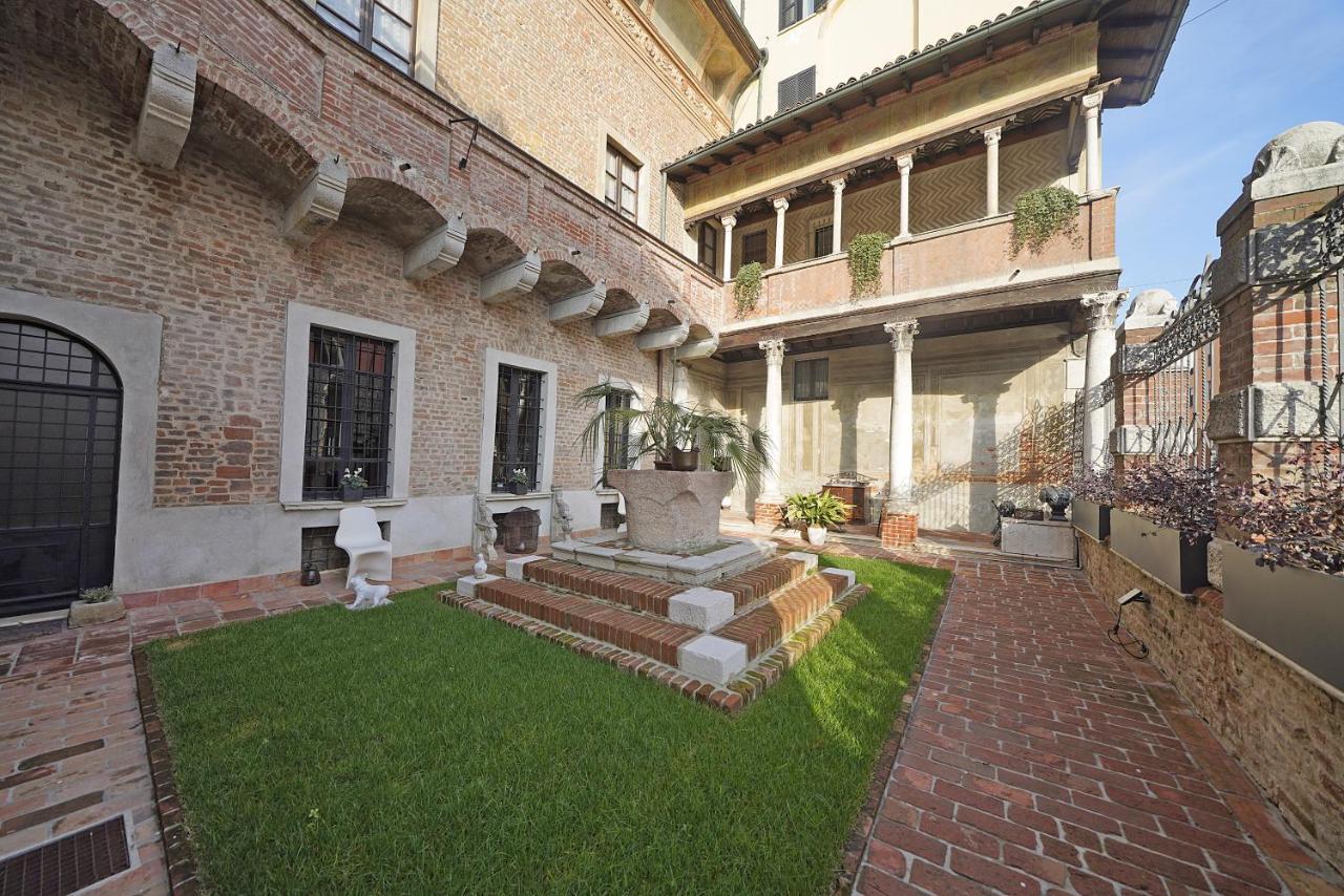 Foresteria Palazzo Guazzoni Zaccaria Cremona Eksteriør bilde