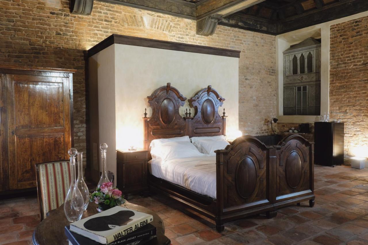 Foresteria Palazzo Guazzoni Zaccaria Cremona Eksteriør bilde